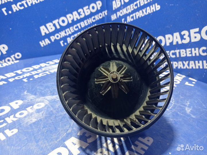 Моторчик печки Kia Cerato 1 седан G4FC 2006