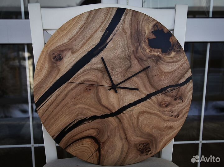 Часы из дерева, часы из массива, часы из смолы