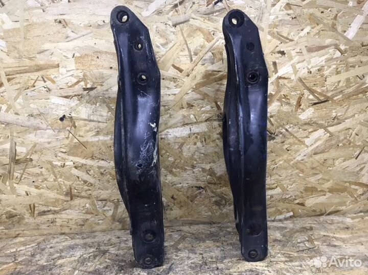 Рычаг подвески задний Mercedes-Benz E W212 3.5