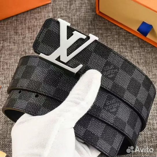 Louis vuitton ремень кожаный бляха