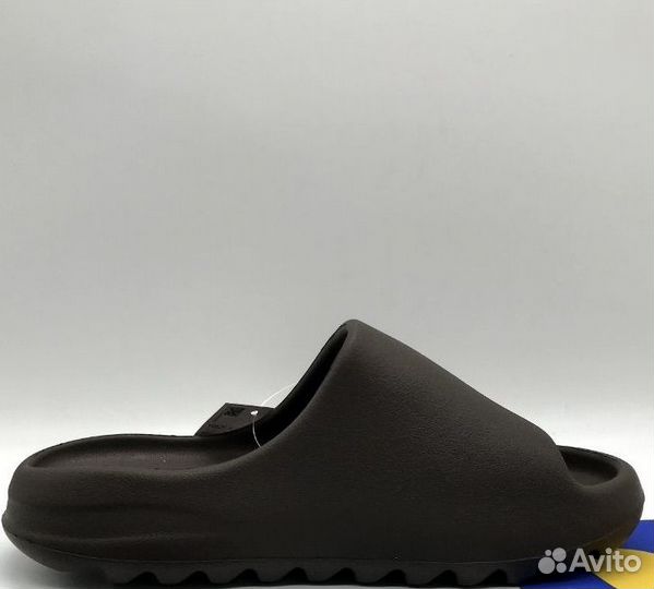 Тапки adidas yeezy slide