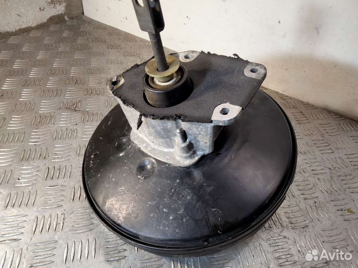 Вакуумный усилитель тормозов Renault Megane 2