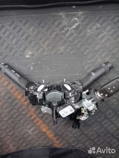 Замок зажигания с ключом для opel astra j