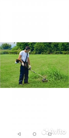 Покос травы триммером