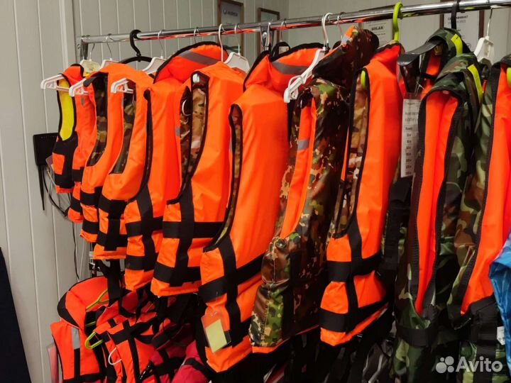 Спасательные жилеты (сертифицированные гимс)