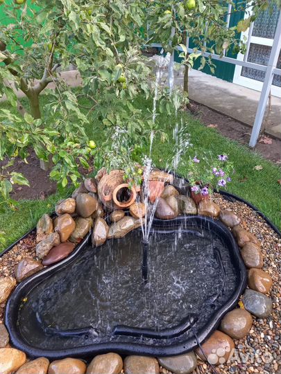 Декоративный фонтан садовый