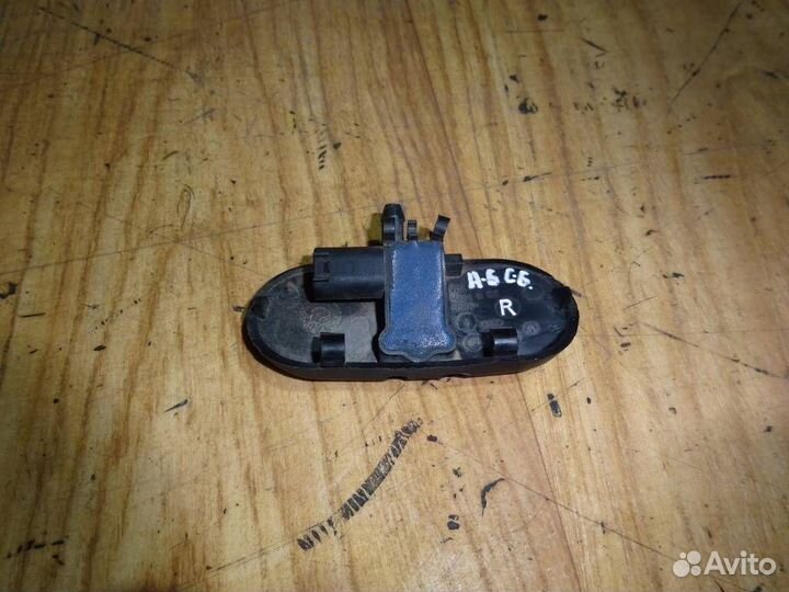 Форсунка омывателя лобового стекла Audi A6 C6,4F