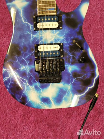 Электрогитара ibanez
