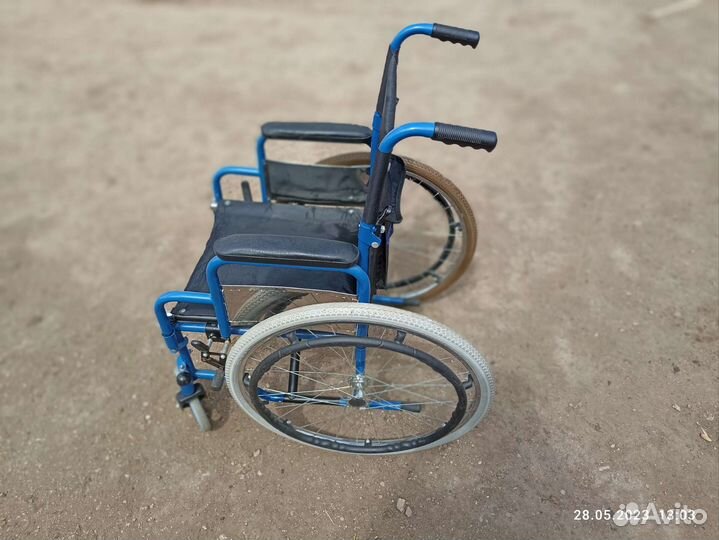 Инвалидная коляска складная бу