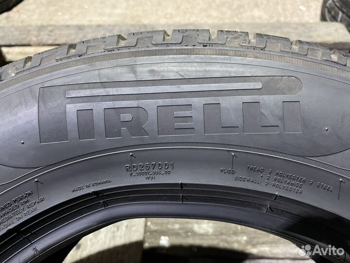 Pirelli Scorpion Winter 215/70 R16