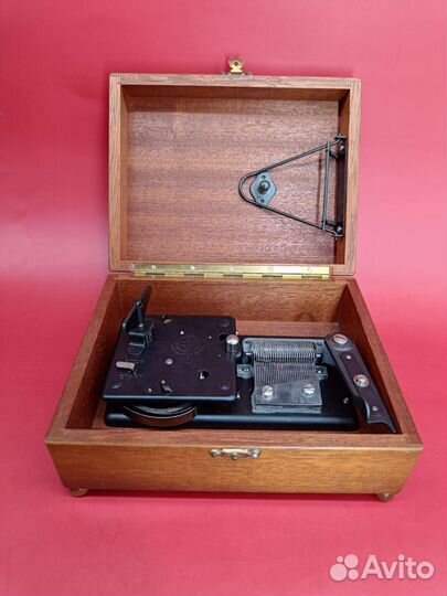 Музыкальная шкатулка от Thorens. На запчасти