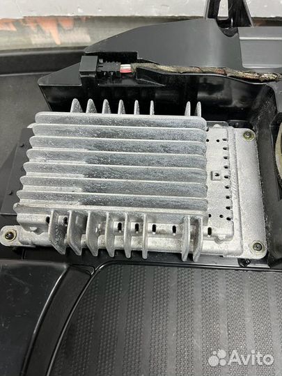 Сабвуфер Audi A4 B7 B6 универсал