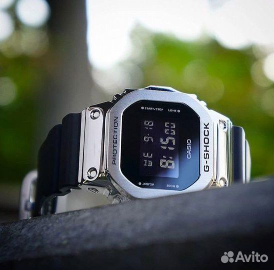 Часы Casio GM-5600-1E (Новые, Оригинал)