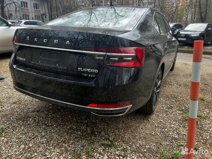 Skoda Superb 2.0 AMT, 2024, 1 500 км