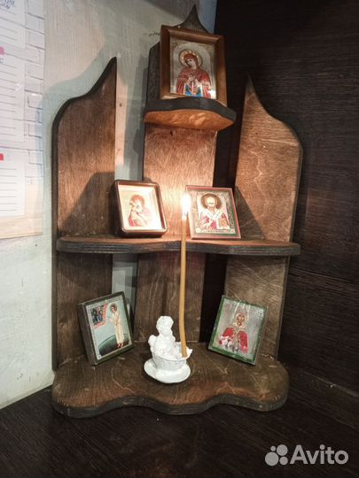 Изделия из дерева и гипса