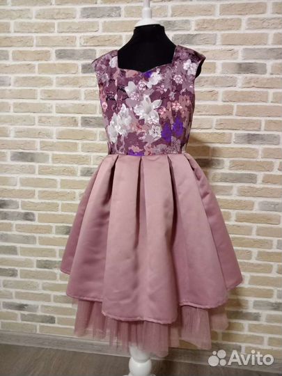 Платье для девочки 128-134