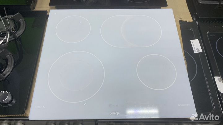 Встраиваемая электрическая панель Gorenje ECT643SY