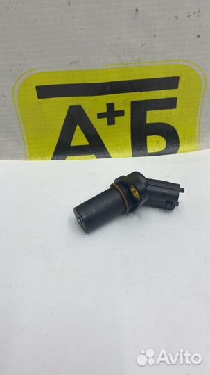 Датчик коленвала (Volvo/Renoult/MAN) Bosch 0281002