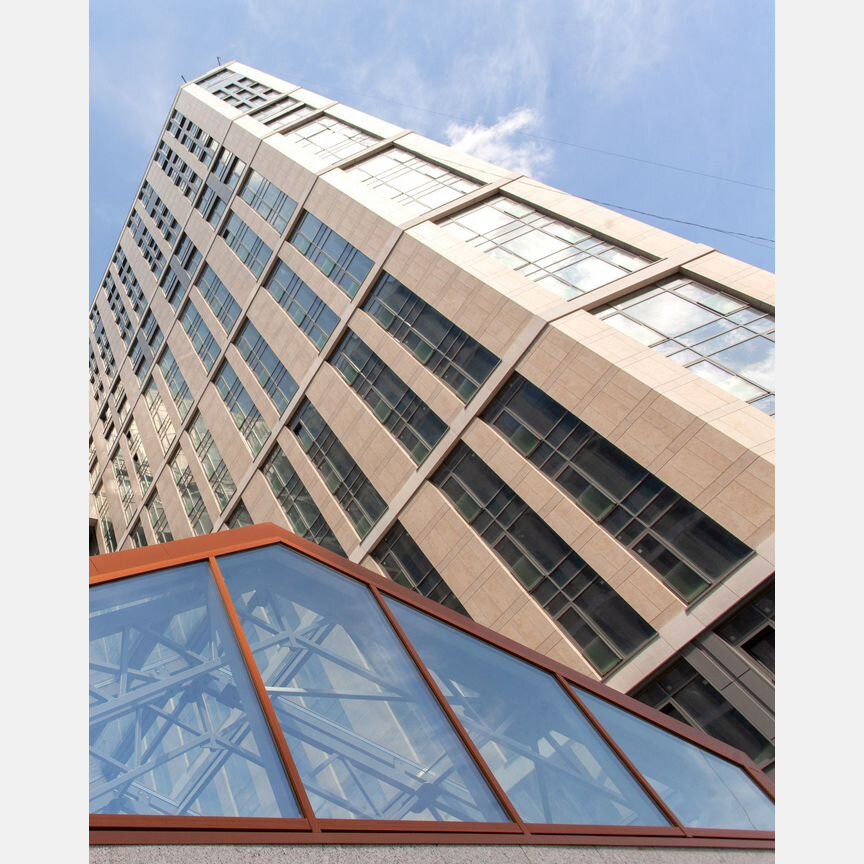 3-к. квартира, 102 м², 19/23 эт.