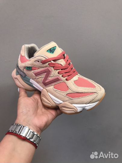 Кроссовки женские new balance 9060