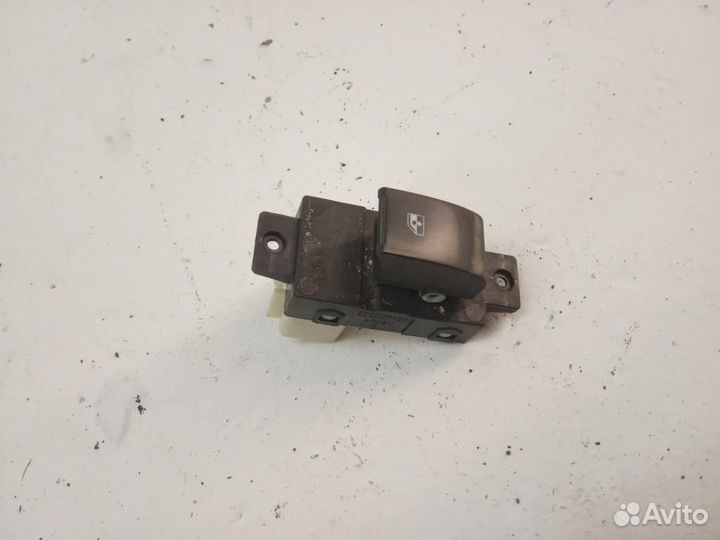 Кнопка стеклоподьемника chevrolet captiva c100