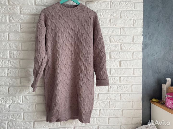 Свитер-платье