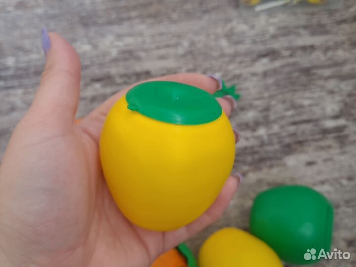 Контейнеры в виде фруктов