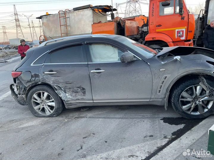 Разбор запчасти на infiniti Фх Fx30 fx30d