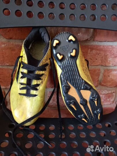 Детские футбольные бутсы 34 размер