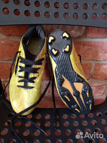 Детские футбольные бутсы 34 размер