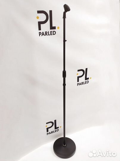 Стойка микрофонная прямая на круглом основании