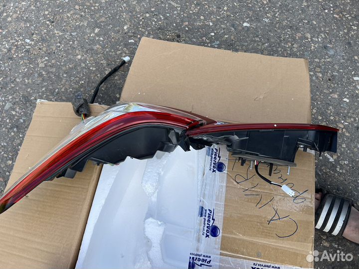 Фонари задние Camry XV70-75 full LED