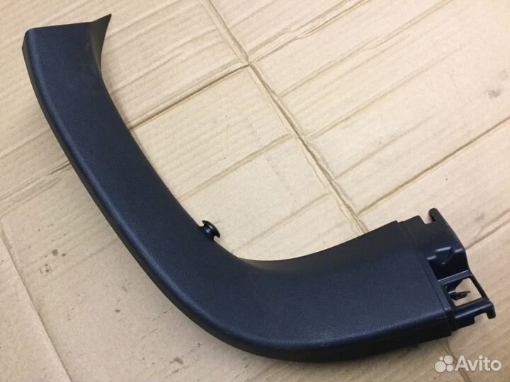 Обшивка двери багажника верхняя Ситроен C4 Аиркрос