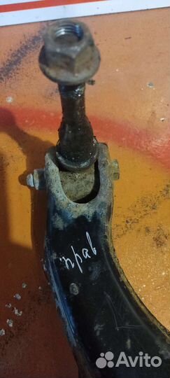 Рычаг верхний передний правый mitsubishi galant 8