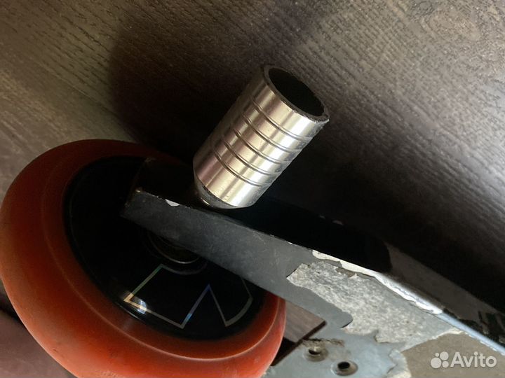 Трюковой самокат yezz