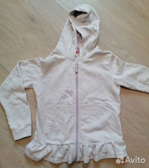 Кофты, юбка и шорты для девочки 140 р