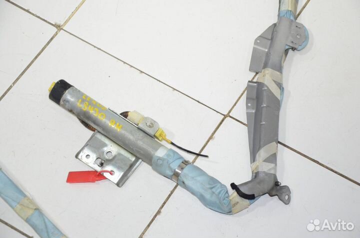 Шторка безопасности правая Lexus Ls430 UCF30 3uzfe