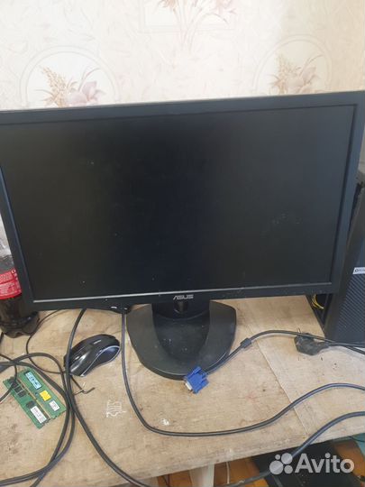 Монитор Asus 22 дюйма