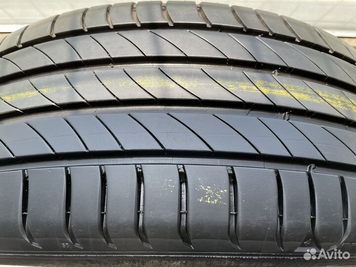 Michelin Primacy 4 215/60 R17 96H
