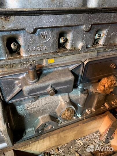 Двигатель 402 безномерной