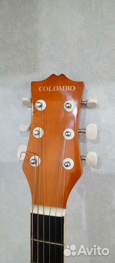 Акустическая гитара