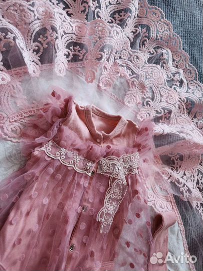 Комплект на выписку для девочки