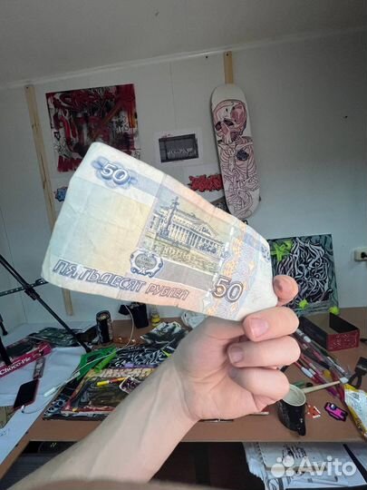 Купюра граффити весна