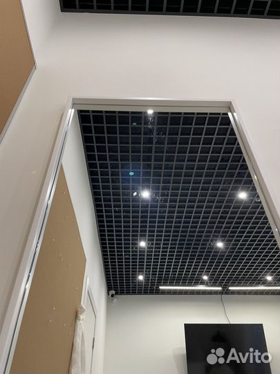 Зеркало настенное