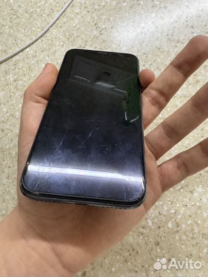 iPhone X, 256 ГБ