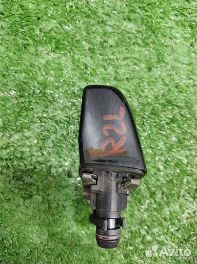 Форсунка омывателя фары левой BMW X3 (E83) 2004