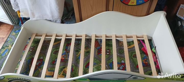 Детская кровать машина с подсветкой