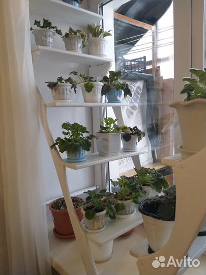 Подставка для цветов на подоконник