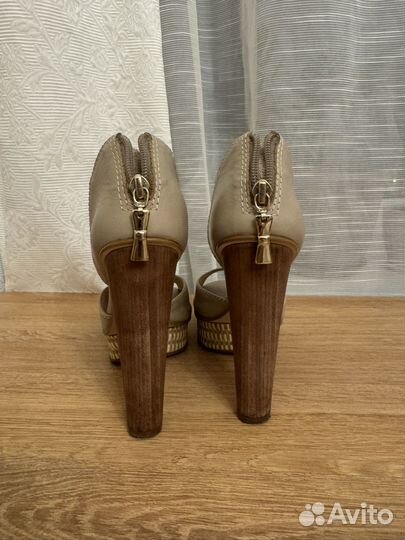 Босоножки женские 36 размер