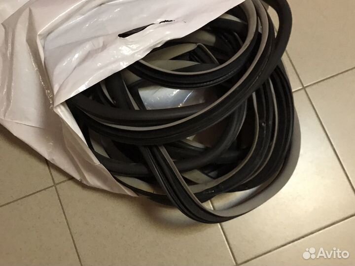 Уплотнитель дверей Мерседес мл 164